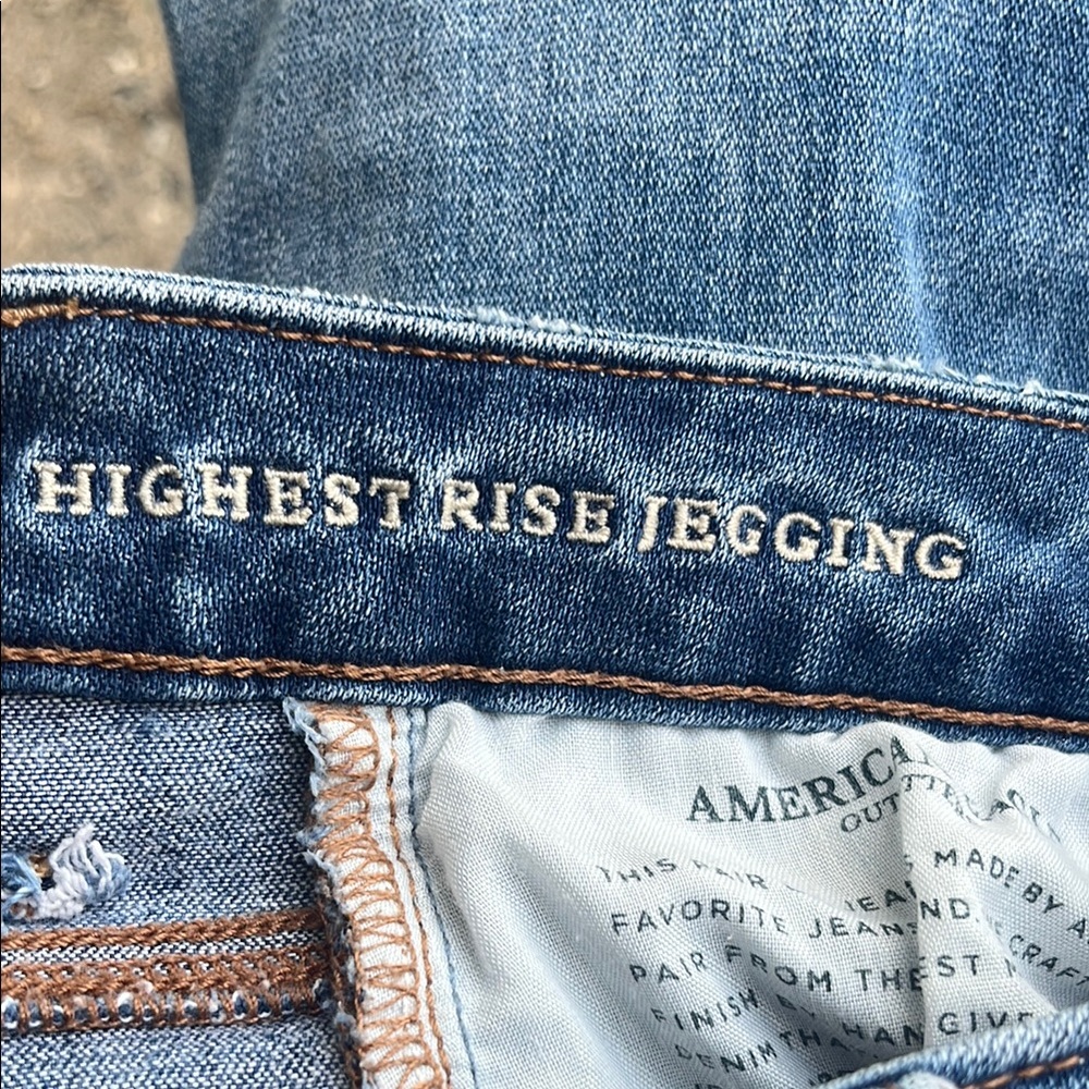 EUC American Eagle Outfitters Skinny highest rise Distressed jegging - Picture 16 of 16